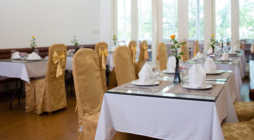 Hotel Aontel Grand Hanoi Esterno foto